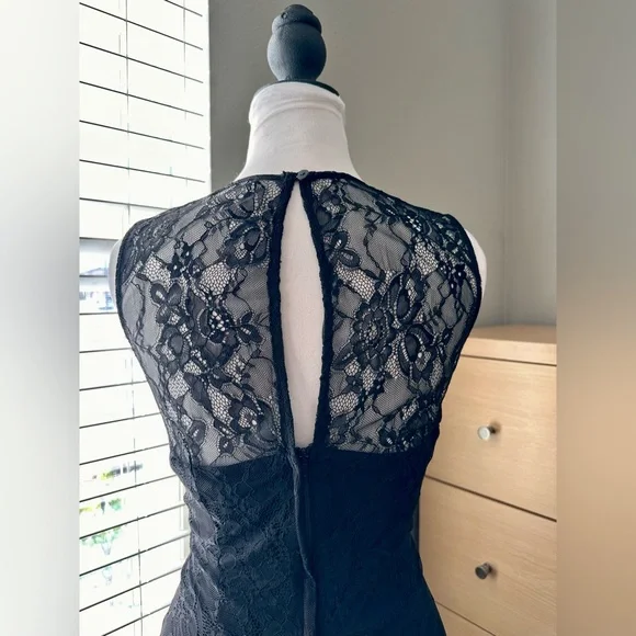 H&M Black Lace Midi Dress-0001 - Picture 4 of 6